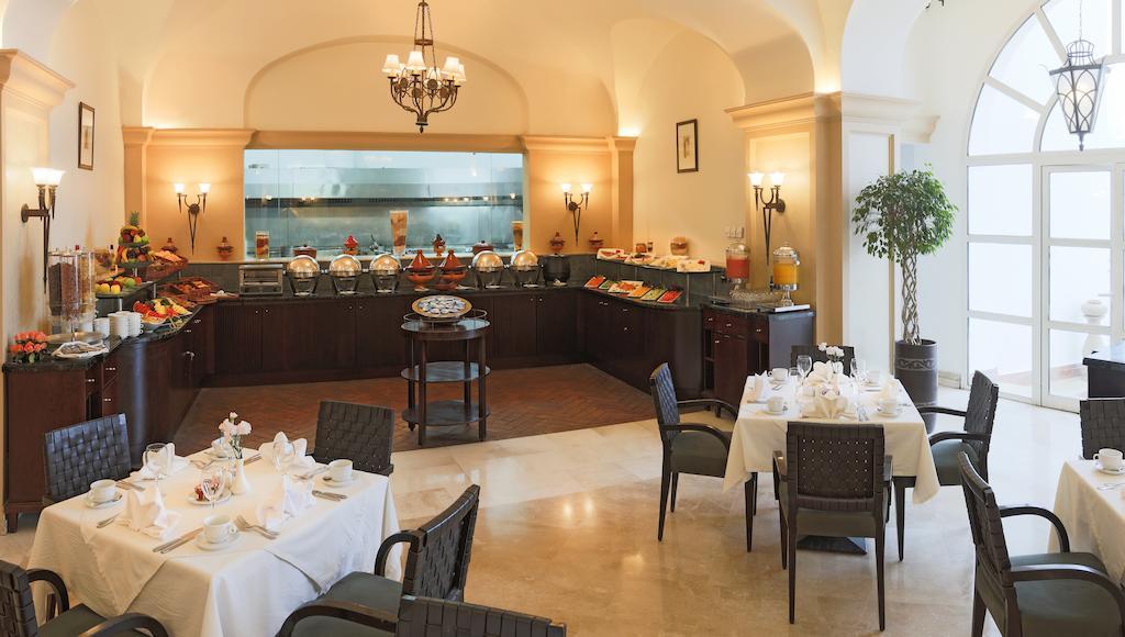 L' Amphitrite Palace Beach Resort & Spa Skhirat Exterior foto